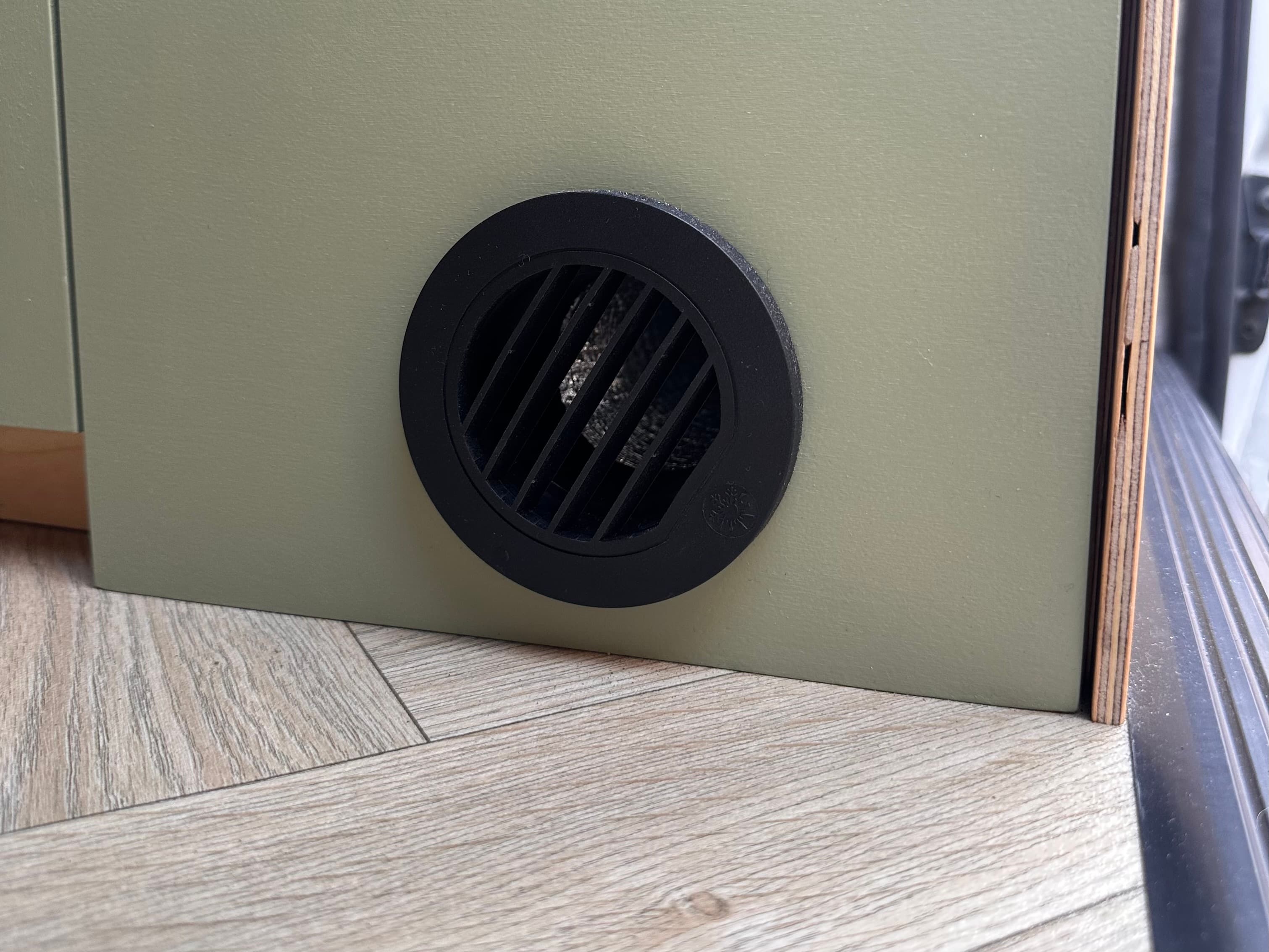 Campervan dieselvarmer detalj